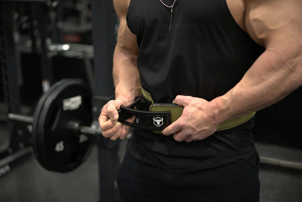 How Tight Should Your Weightlifting Belt Be? The Ultimate Guide for Ev