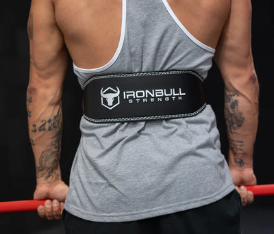 How a Lifting Belt Changes Your Form and Core Engagement