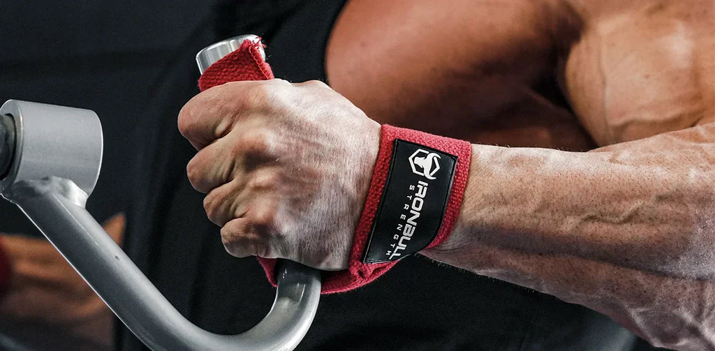 how to use lifting straps